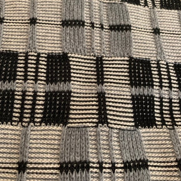 Two Sweaters - Rachel Rachel Roy and Jessica Simpson Gray Sweaters Size M - Picture 9 of 16